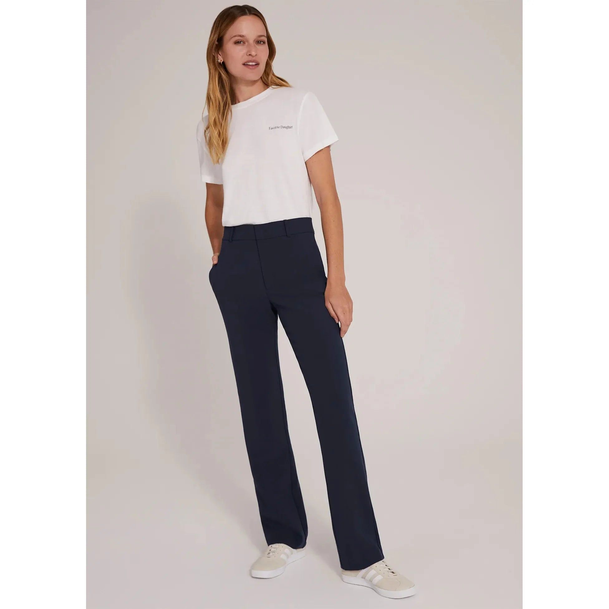 THE KELLY SLIM PANT sold by Carbon