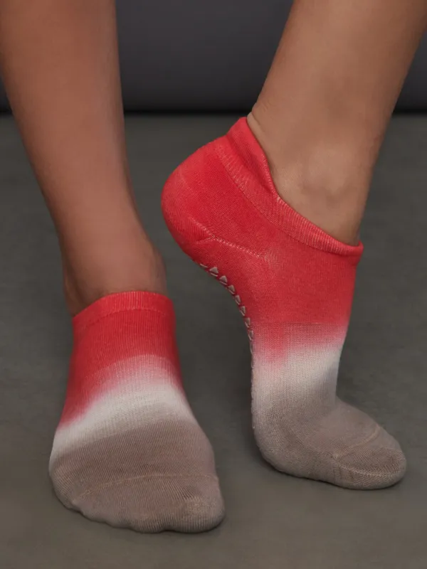 Wyatt Full Foot - Dusty Rose sold by Carbon38