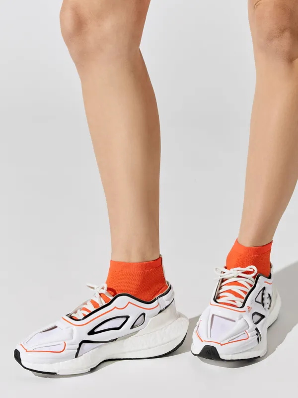 Ultraboost 22 Elevated - Actora-Whtvap-Cblack sold by Carbon38