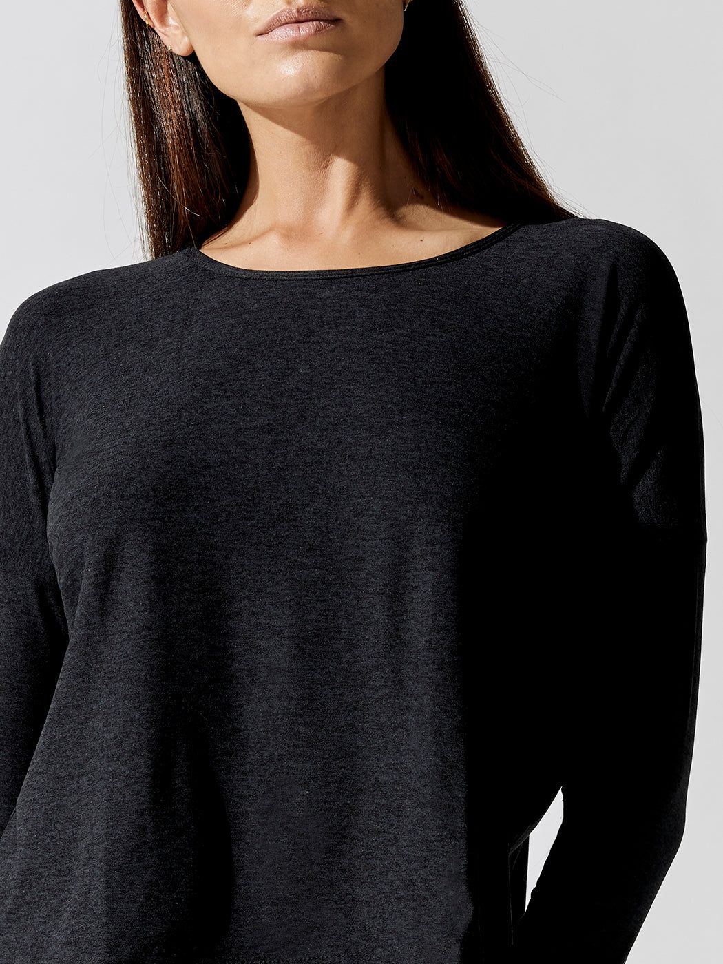 Featherweight Morning Light Pullover - Darkest Night sold by Carbon38 product image thumbnail 4