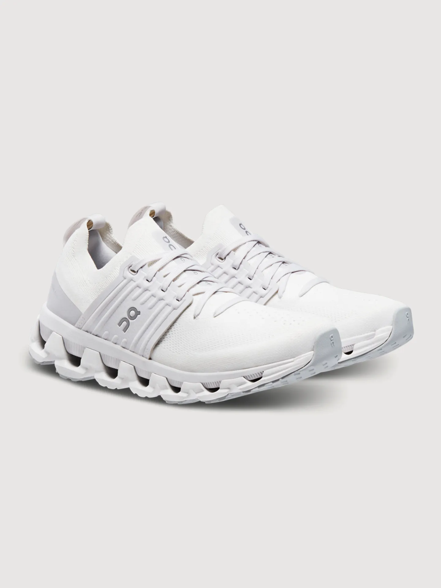 Cloudswift 3 - White | Frost sold by Carbon38 product image thumbnail 3