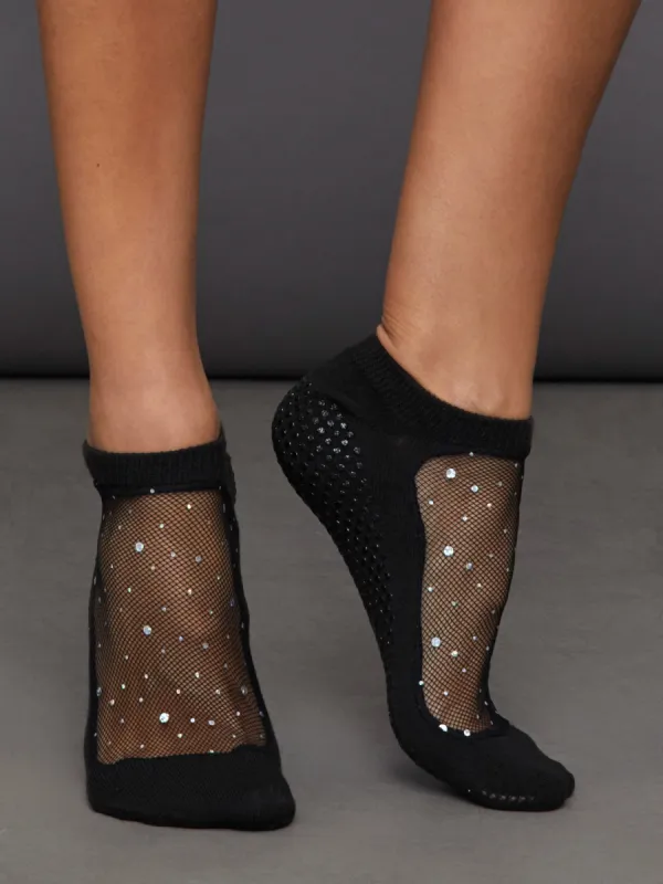 Star Regular Toe - Black sold by Carbon38