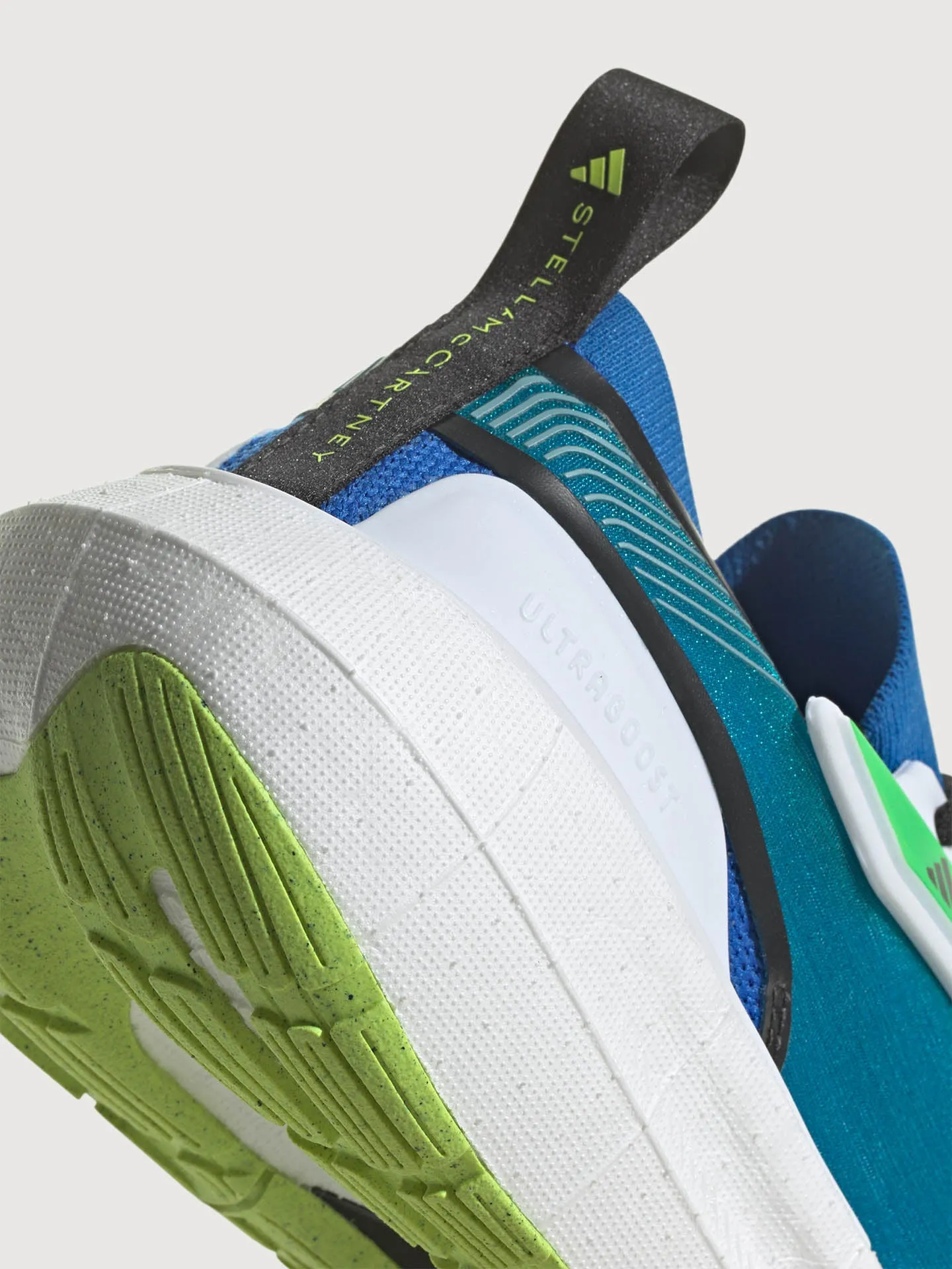 adidas by Stella McCartney ULTRABOOST 23 - GLORY BLUE/ALMOST BLUE/SOLAR YELLOW sold by Carbon38 product image thumbnail 5