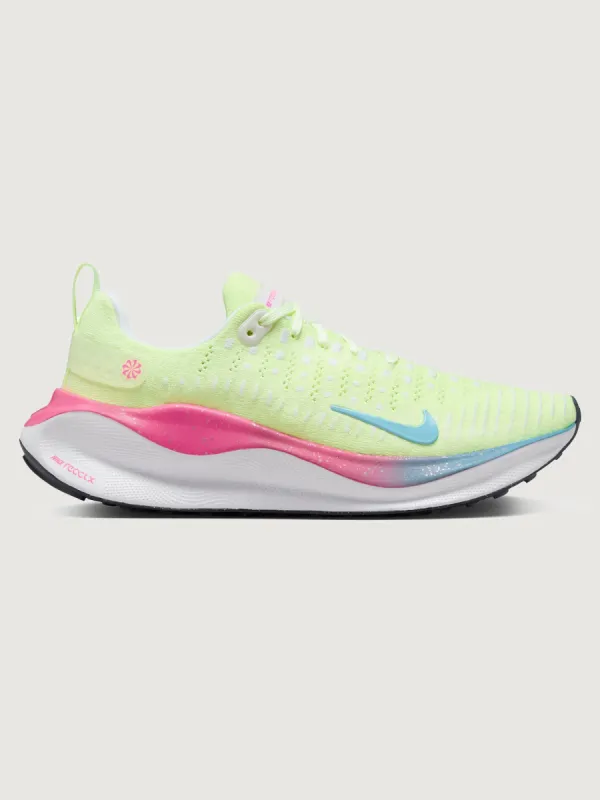W React Infinity Run Fk4 - Barley Volt/ Aquarius Blue sold by Carbon38