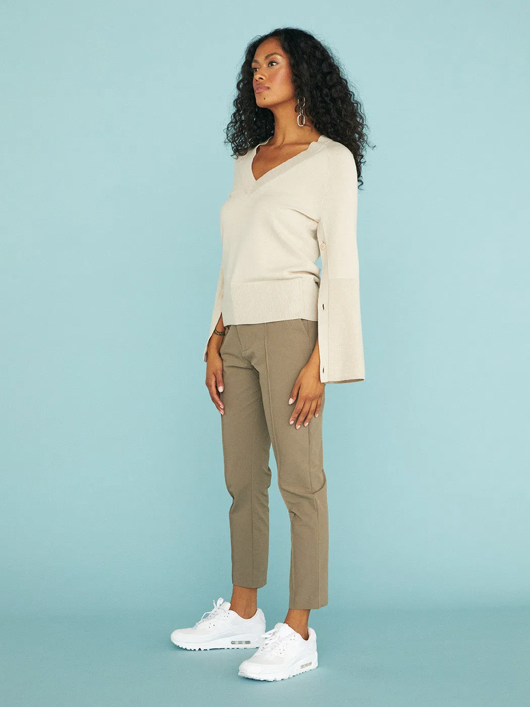 Larson Vee - Dust Melange sold by Carbon38 product image thumbnail 5