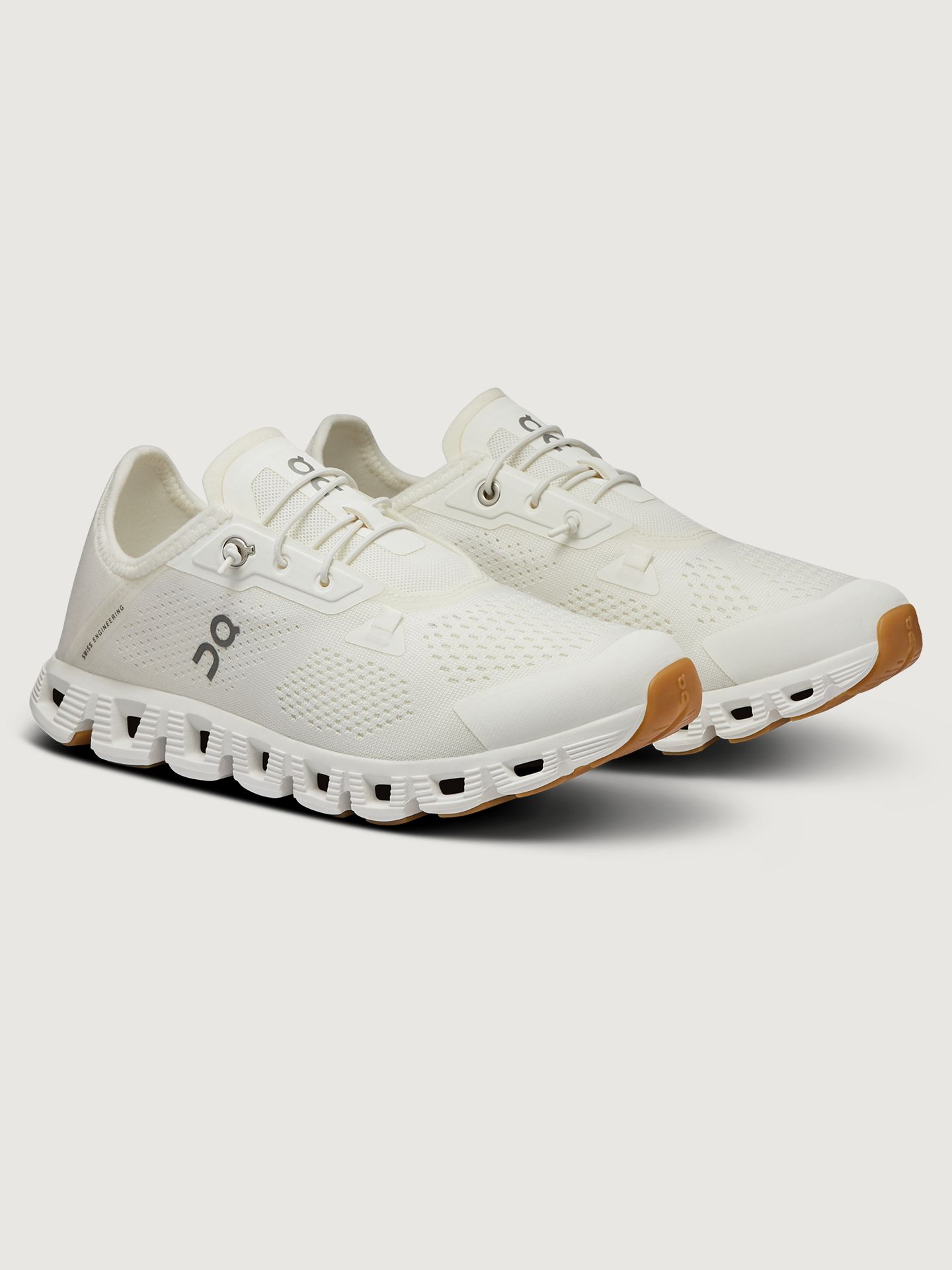 Cloud 5 Coast - Undyed-White | White sold by Carbon38 product image thumbnail 3
