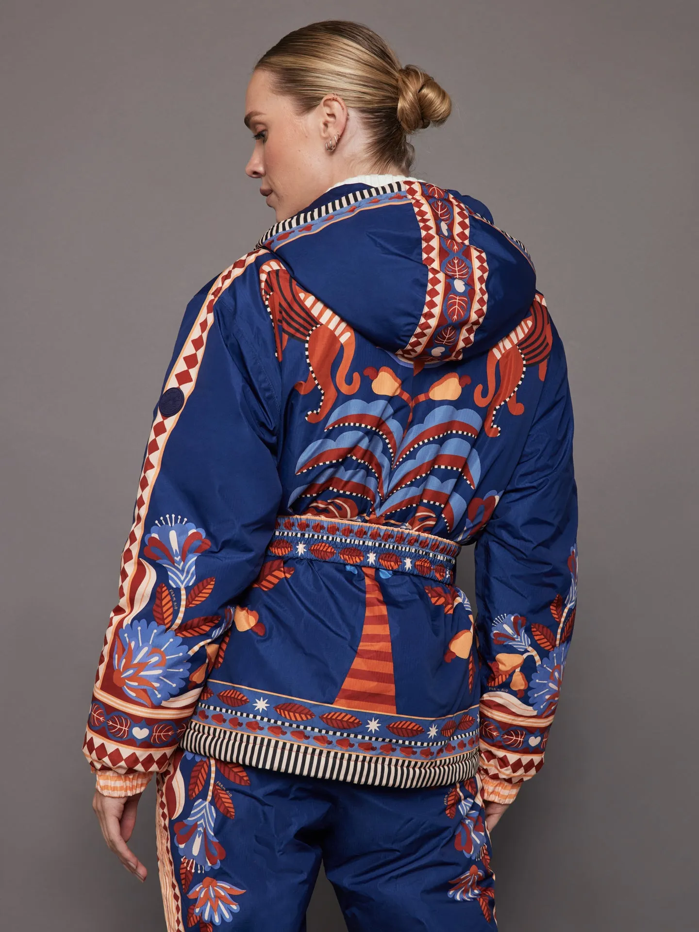 Nature Beauty Ski Jacket - Blue sold by Carbon38 product image thumbnail 3