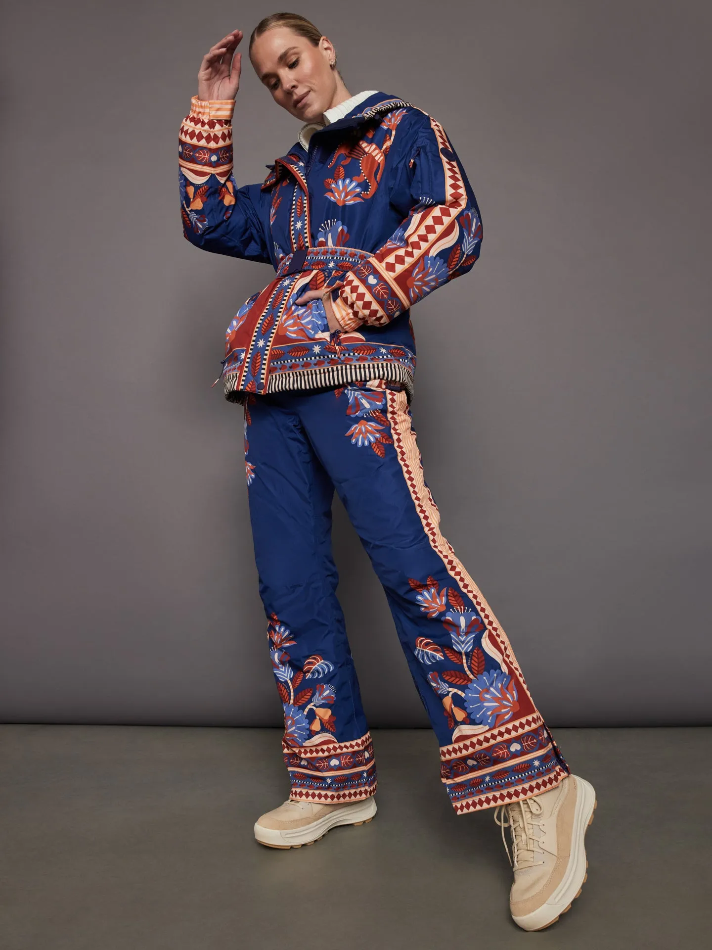 Nature Beauty Ski Jacket - Blue sold by Carbon38 product image thumbnail 4