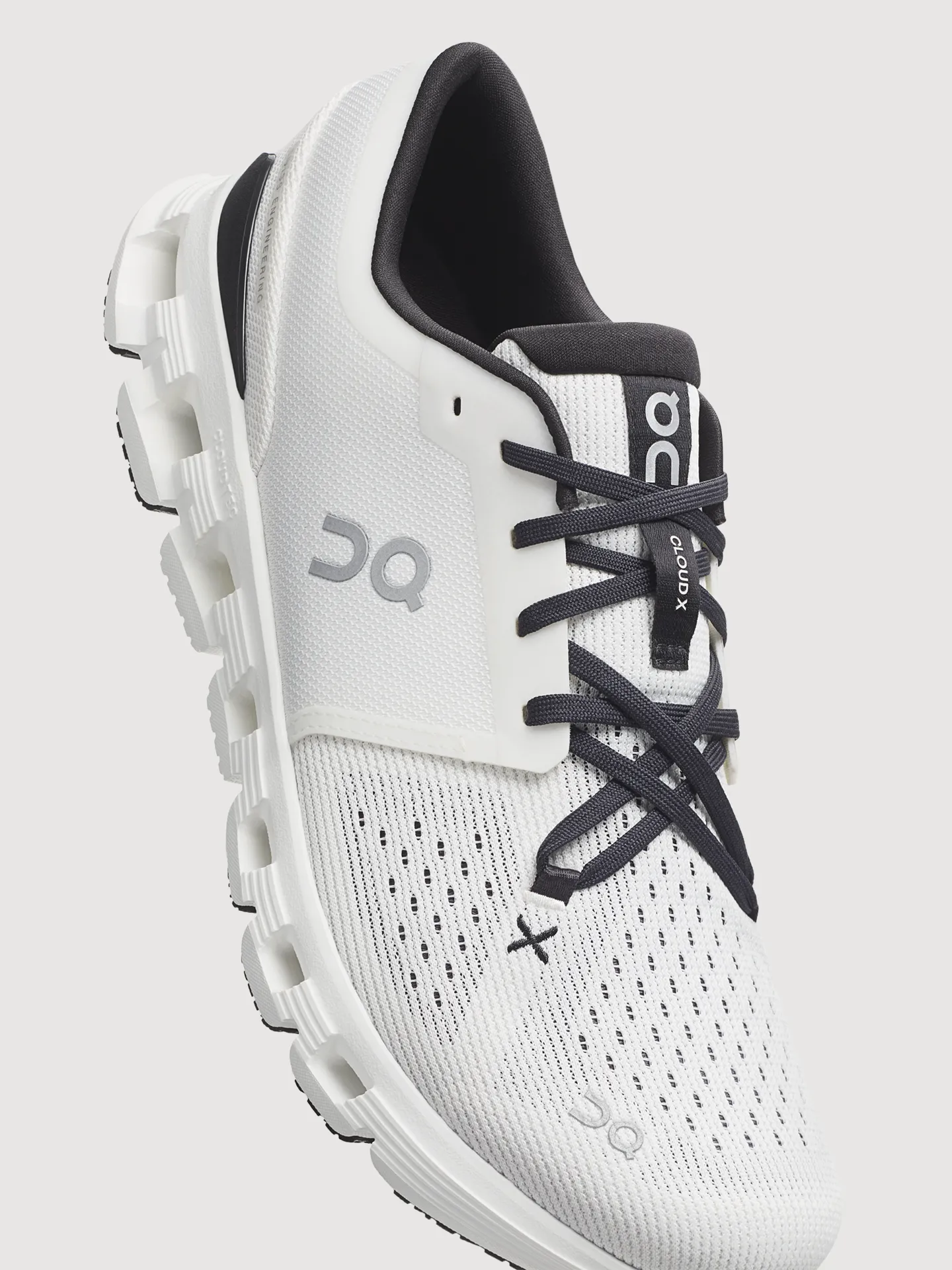 Cloud X 4 - Ivory | Black sold by Carbon38 product image thumbnail 4