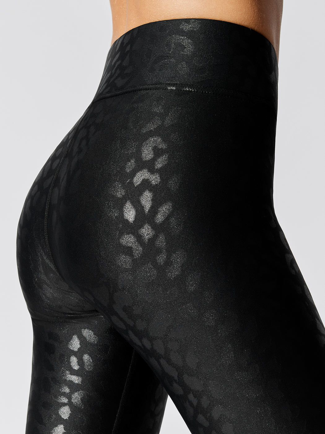 Regular Rise Full-length Legging in Leopard Takara Shine - Black sold by Carbon38 product image thumbnail 3