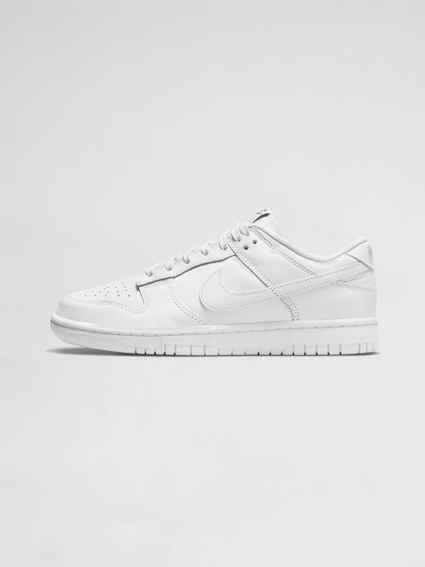 Nike Dunk Low - WHITE/WHITE-WHITE sold by Carbon38 product image thumbnail 2