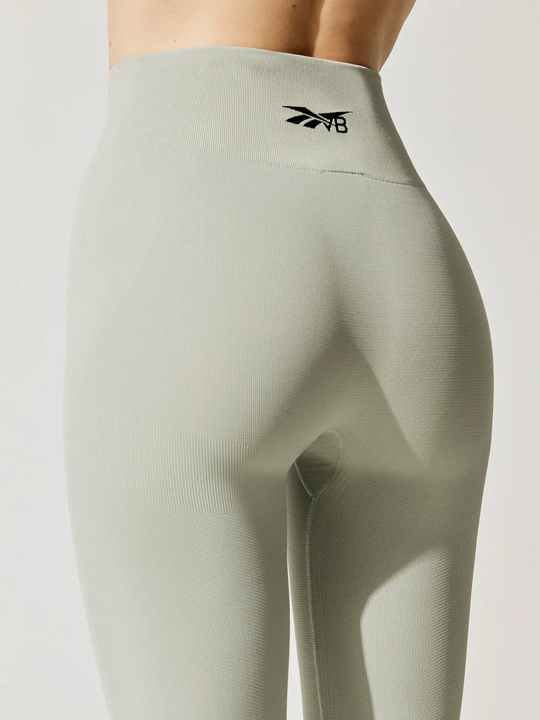 Seamless Legging - Seaspray sold by Carbon38 product image thumbnail 5