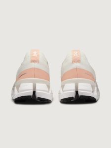Cloudswift 3 - IVORY | ROSE sold by Carbon38