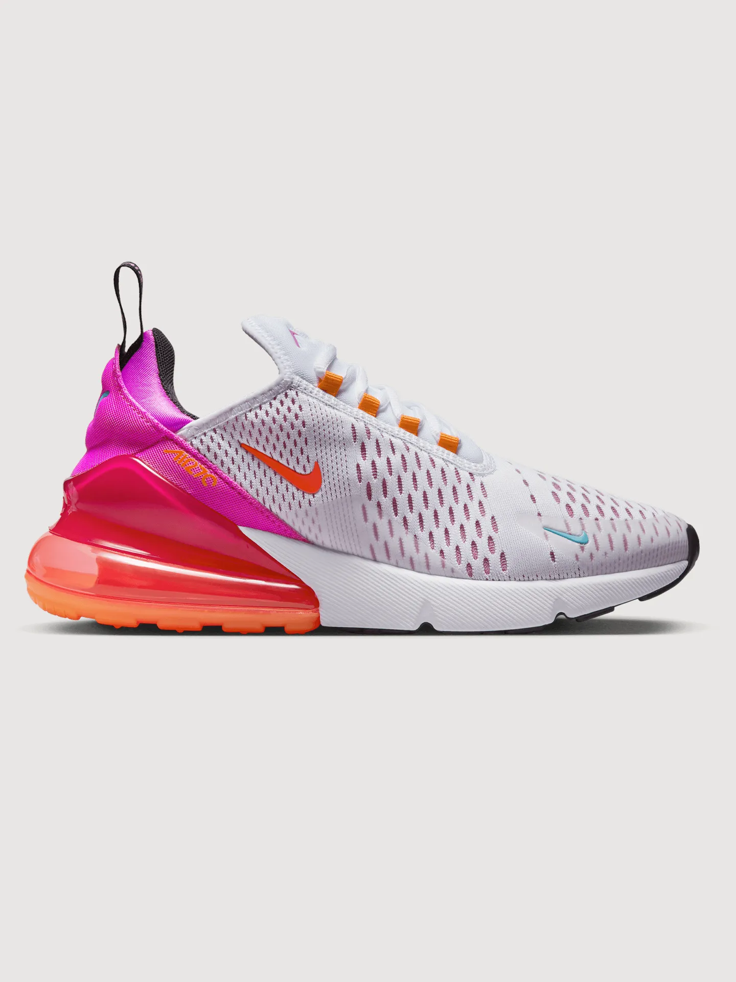 W Air Max 270 - WHITE/BRIGHT CRIMSON-FUCHSIA DREAM sold by Carbon38