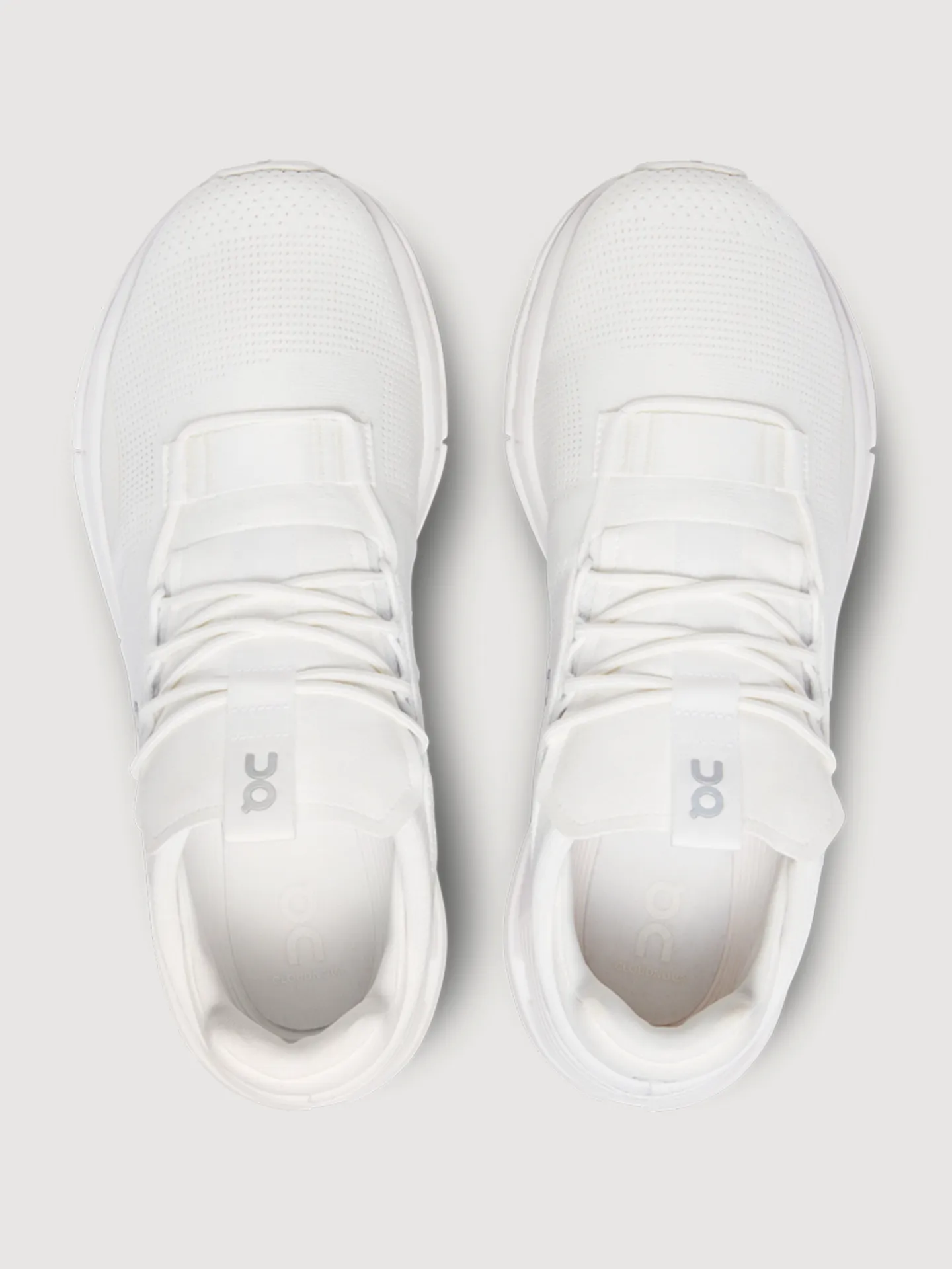 Cloudnova - Undyed-White | White sold by Carbon38 product image thumbnail 4