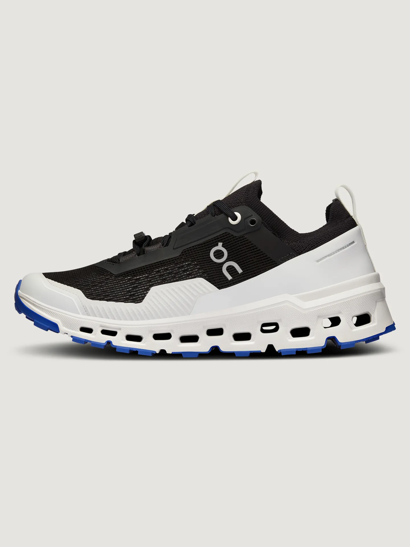 Cloudultra 2 - Black | White sold by Carbon38 product image thumbnail 2