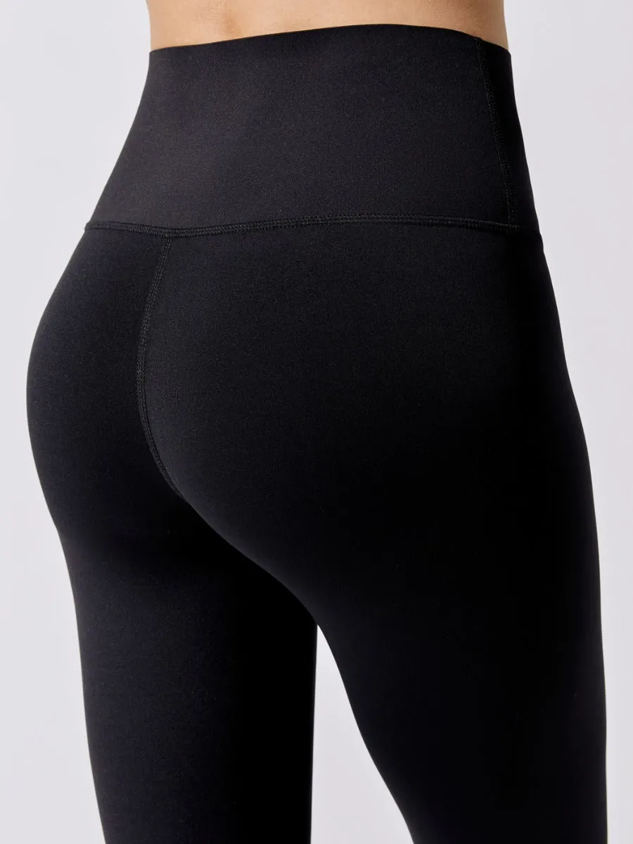 High Rise 7/8 Legging In Diamond Compression - Black sold by Carbon38 product image thumbnail 2