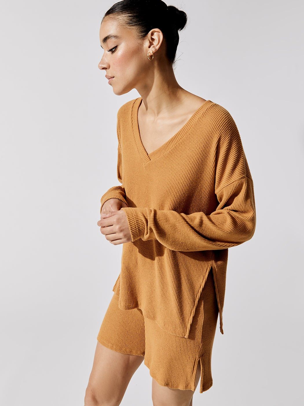 Brushed Ribbed Top With Side Slits - Brown Sugar sold by Carbon38