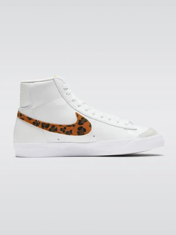 Blazer Mid '77 Se Sneaker - White/White-White-White made by Nike