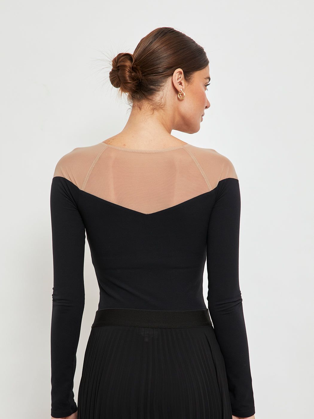 MESH L/S V-NECK TOP - BLACK sold by Carbon38 product image thumbnail 2