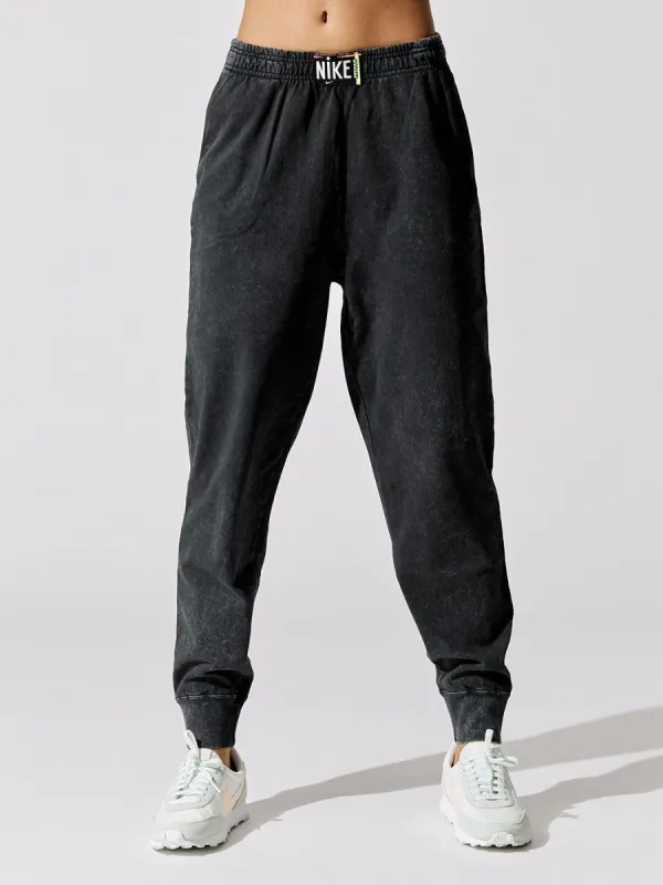 Sportswear High Rise Wash Pant - Black-Black made by Nike