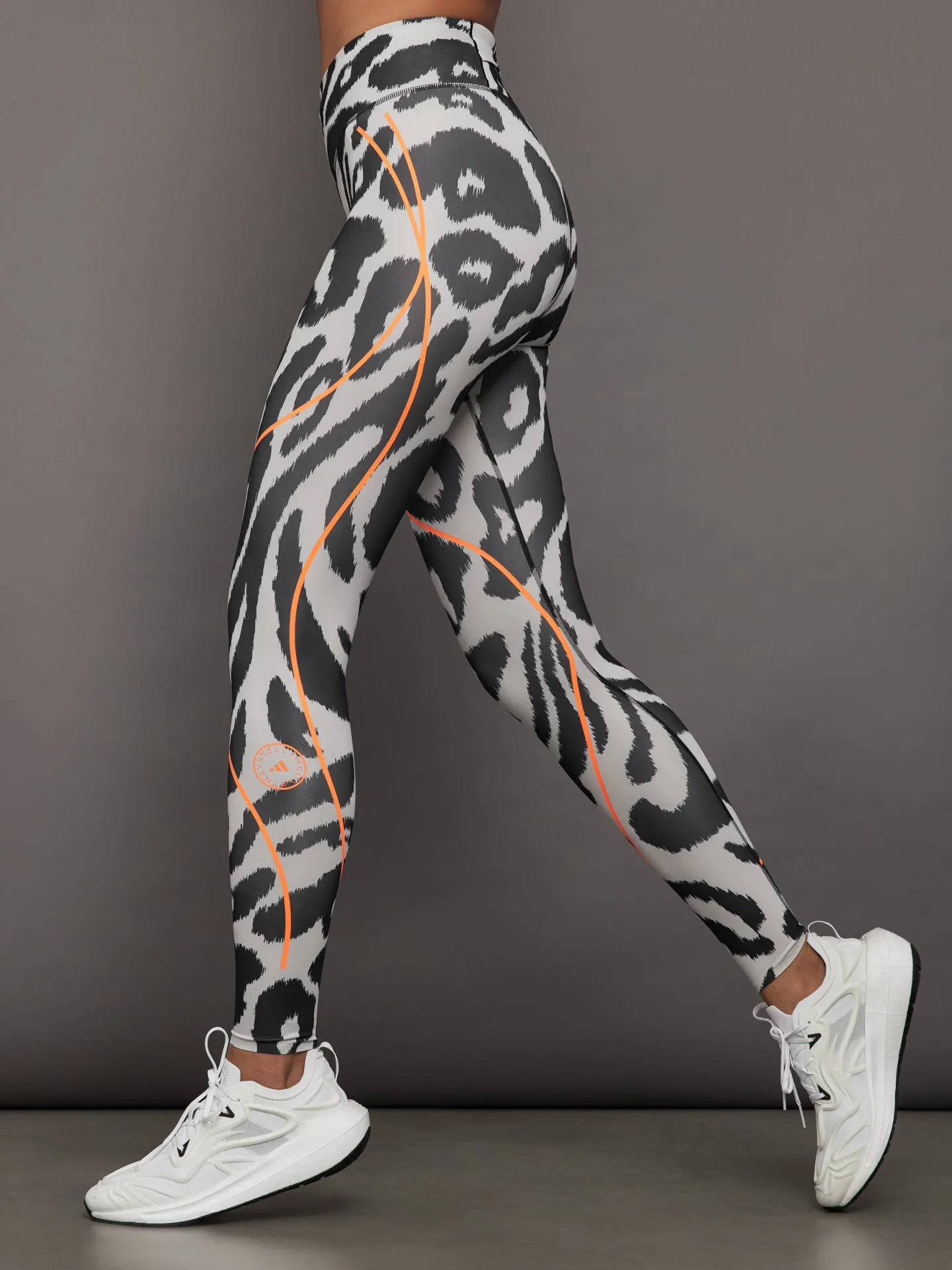 adidas by Stella McCartney TruePace Running Leggings Long Printed - Chalk Pearl/Black sold by Carbon38 product image thumbnail 3