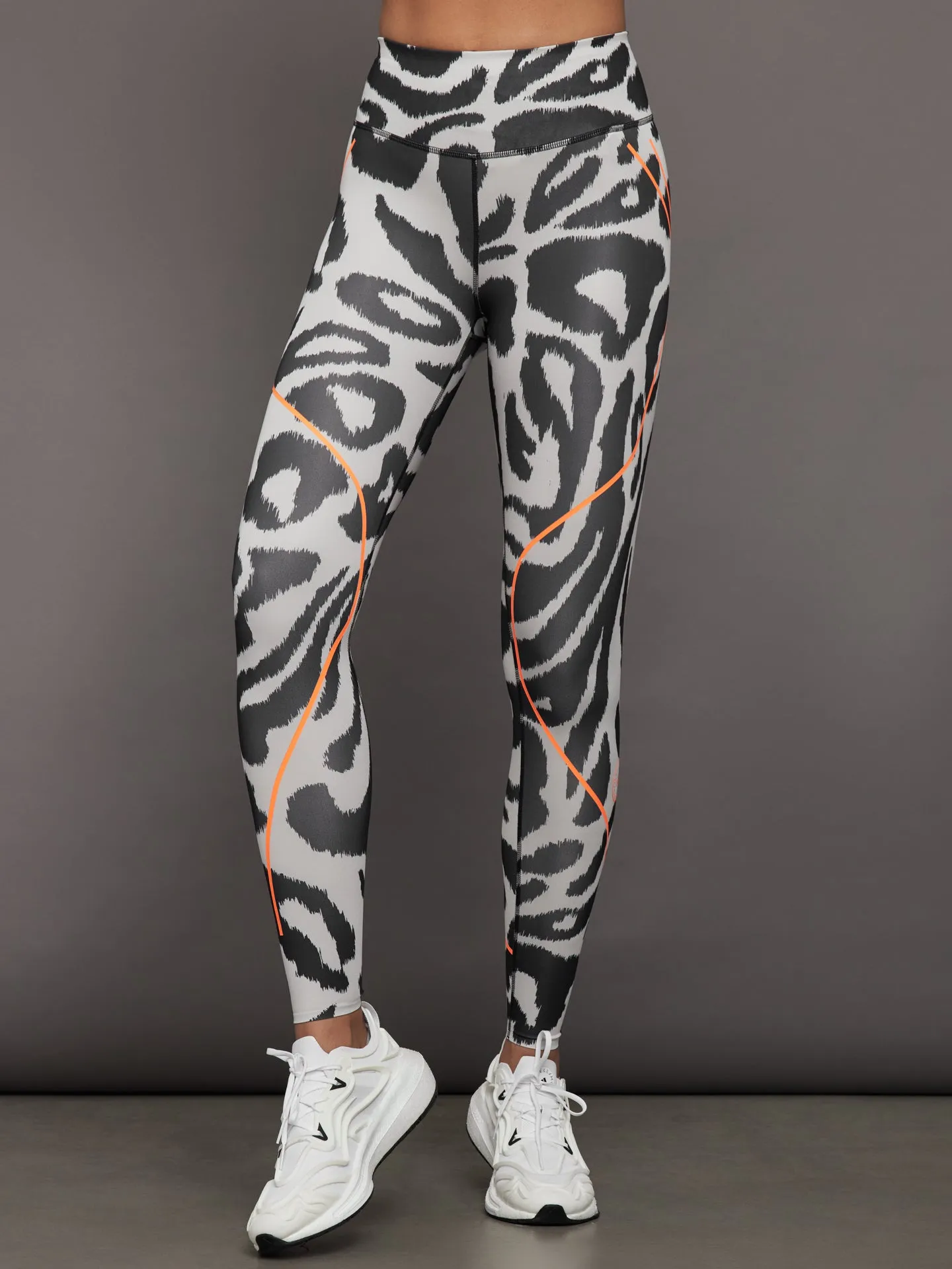 adidas by Stella McCartney TruePace Running Leggings Long Printed - Chalk Pearl/Black sold by Carbon38