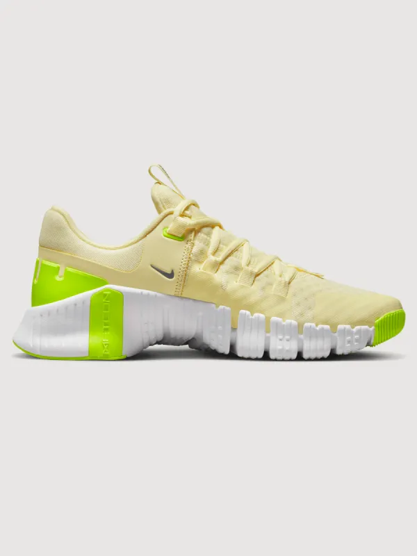 Nike Free Metcon 5 - CITRON TINT/COOL GREY-VOLT-SUMMIT WHITE sold by Carbon38