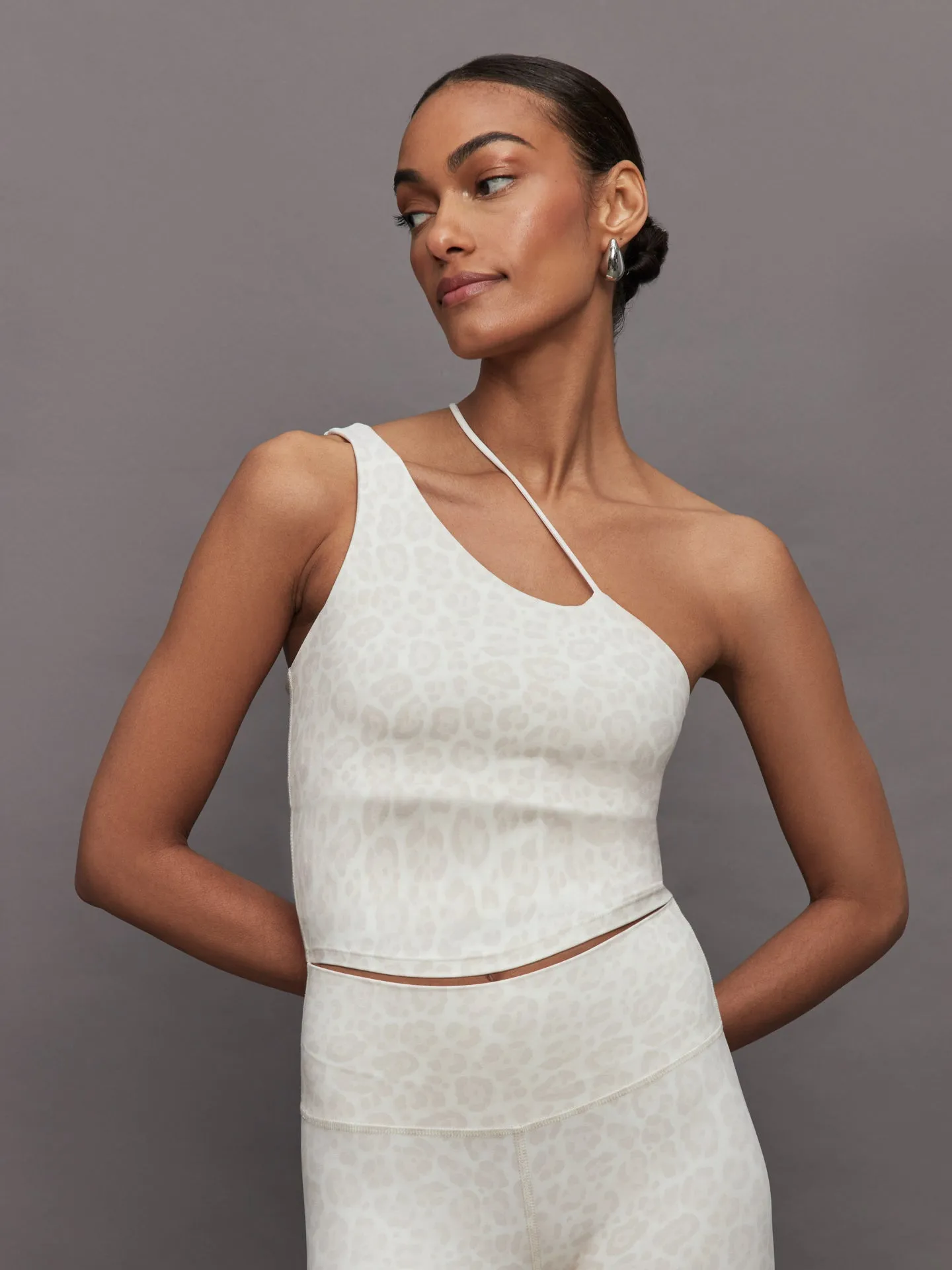 Snow Leopard Melt Bundle sold by Carbon38 product image thumbnail 5