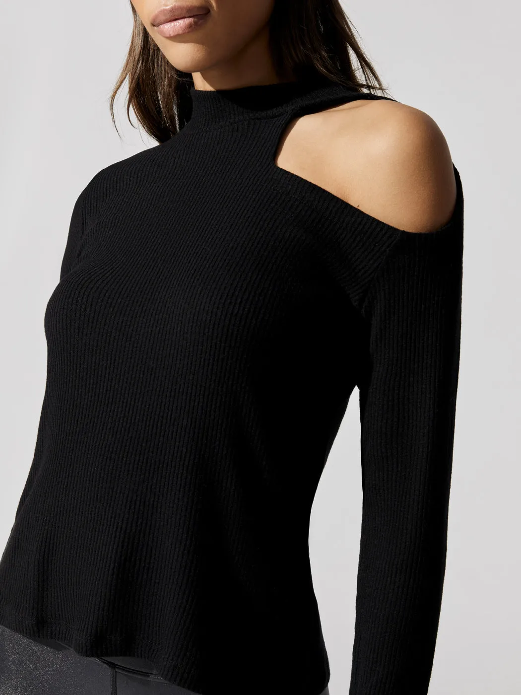 Ardyn Top - Black sold by Carbon38 product image thumbnail 3