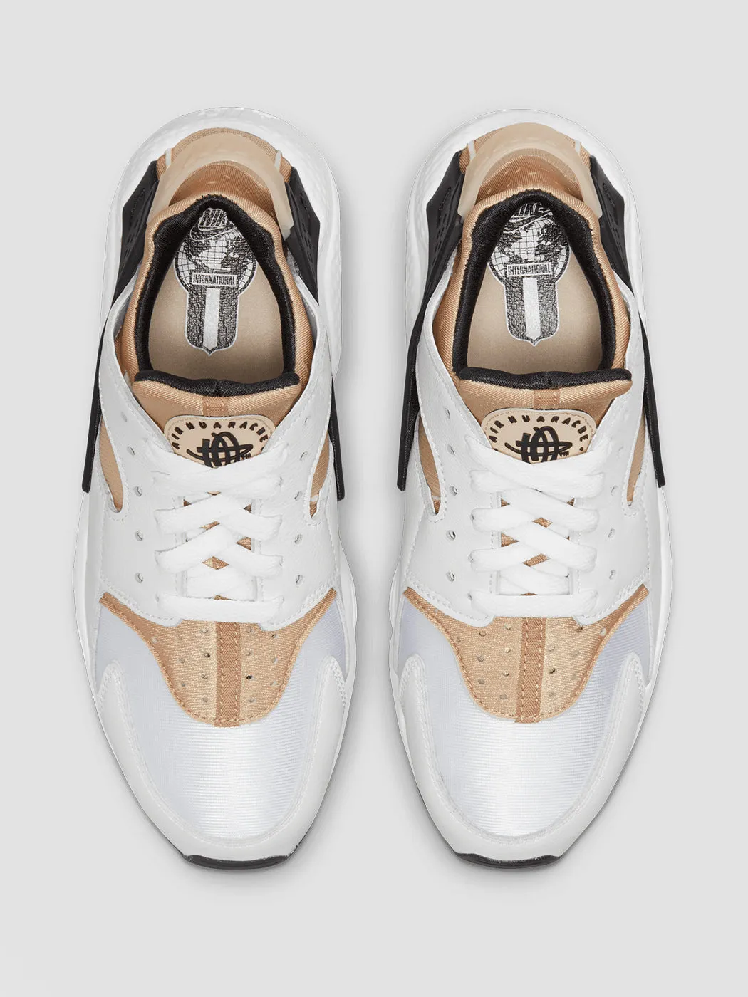 Nike Air Huarache - WHITE/BLACK-HEMP-SANDDRIFT sold by Carbon38 product image thumbnail 3