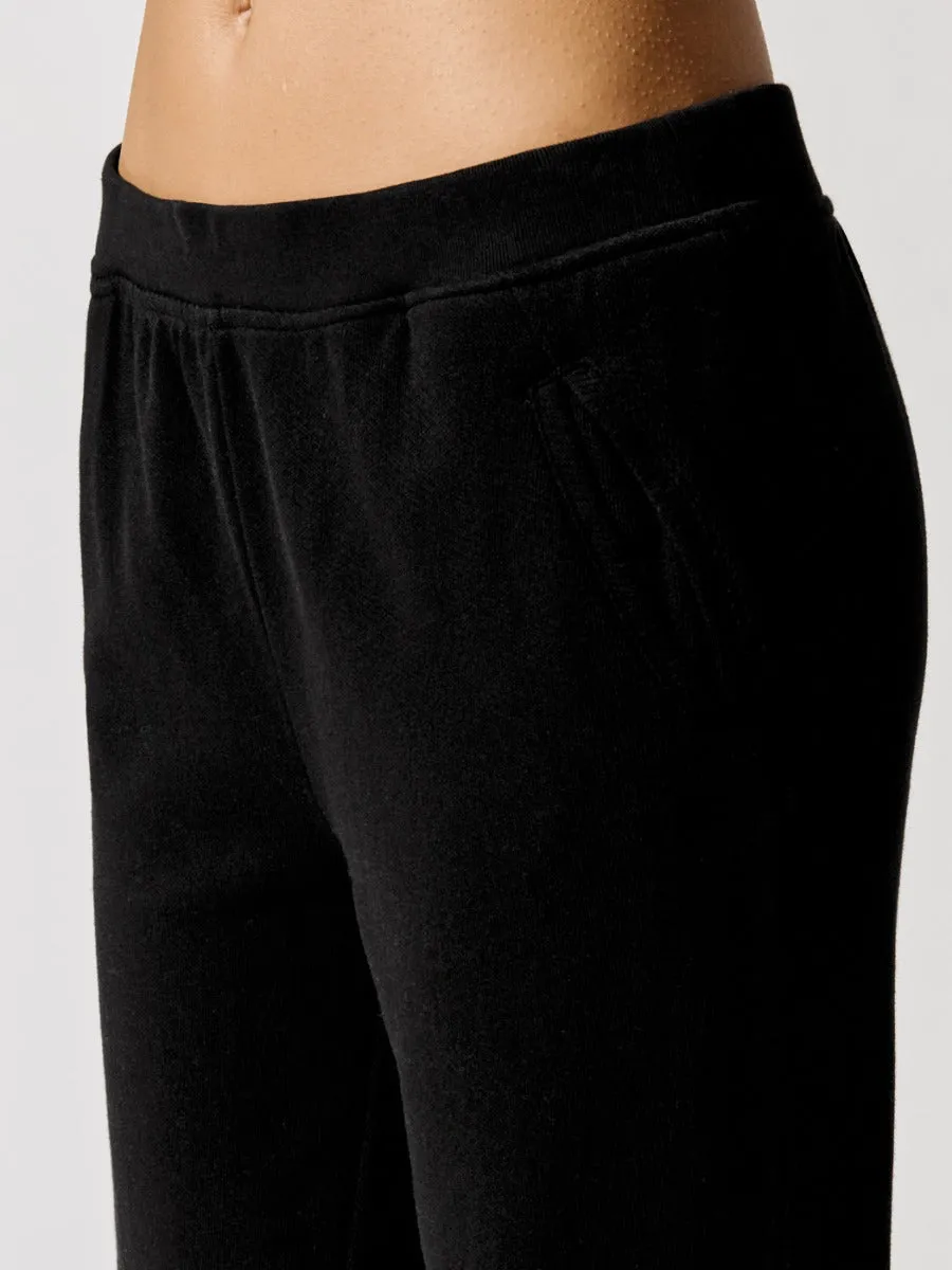French Terry Slim Sweatpant - Black sold by Carbon38 product image thumbnail 4