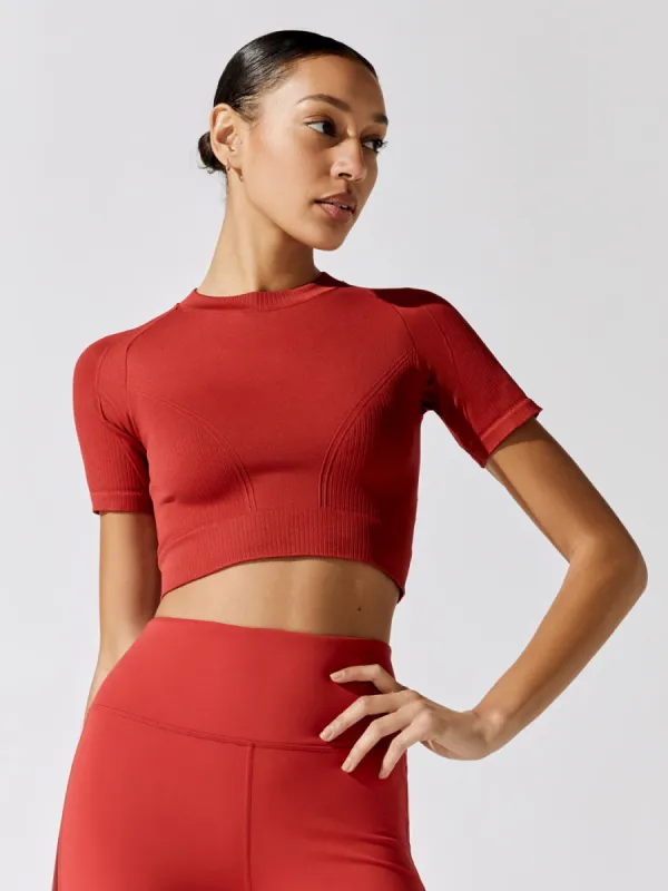 Barre Seamless Tee - Ruby made by Alala