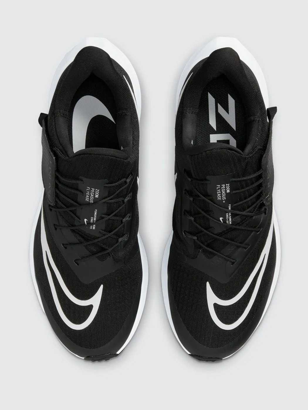 Nike Air Zoom Pegasus 39 FlyEase - Black/White-Dk Smoke Grey sold by Carbon38 product image thumbnail 3