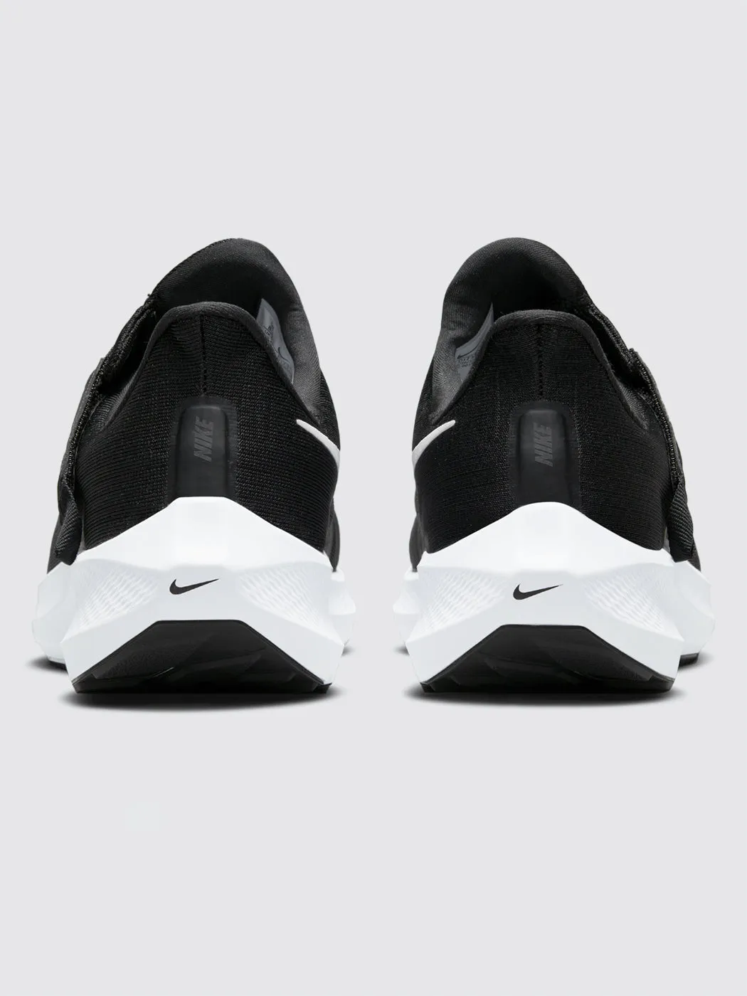 Nike Air Zoom Pegasus 39 FlyEase - Black/White-Dk Smoke Grey sold by Carbon38 product image thumbnail 4
