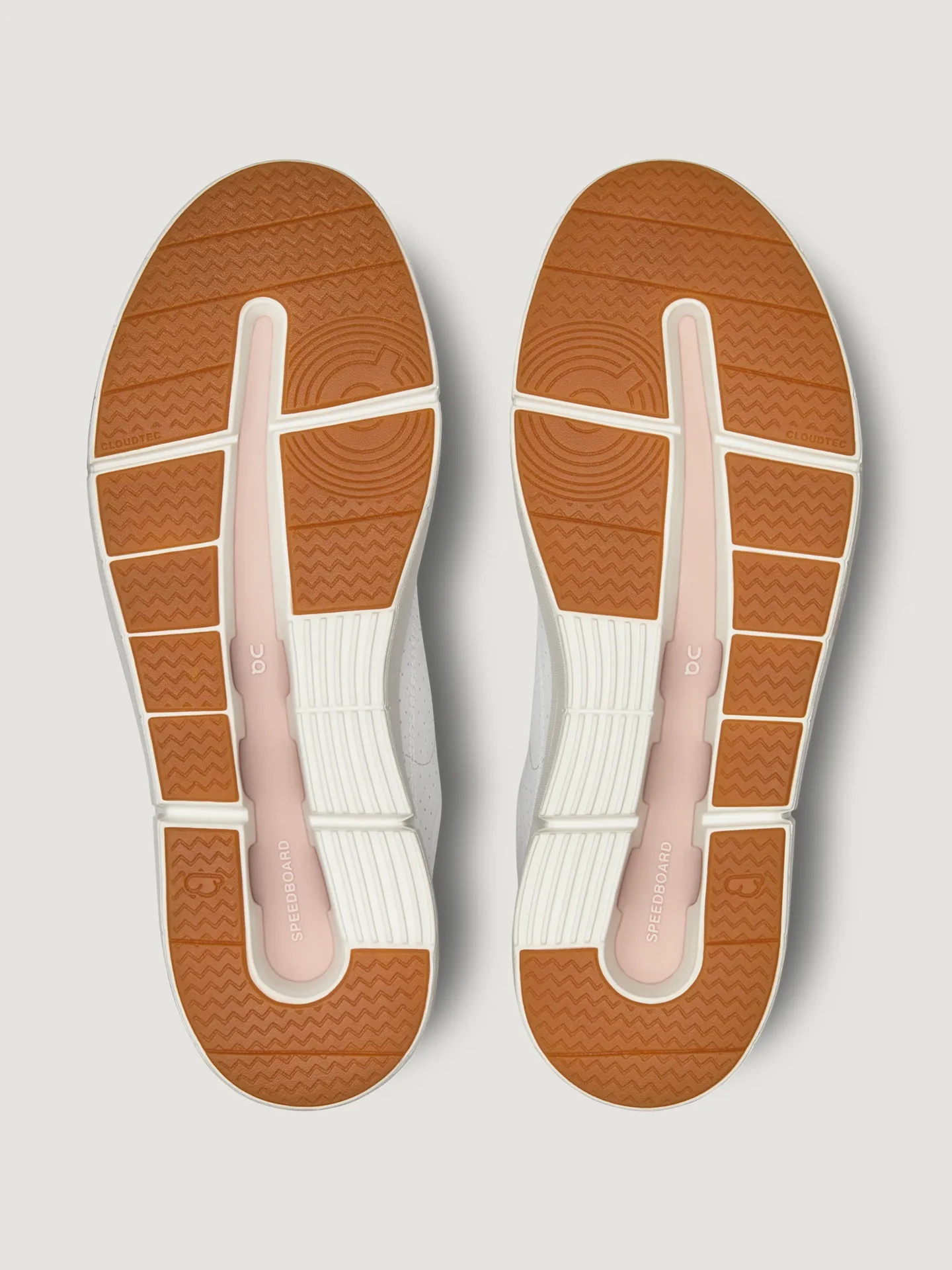 The Roger Centre Court - WHITE | WOODROSE sold by Carbon38 product image thumbnail 5