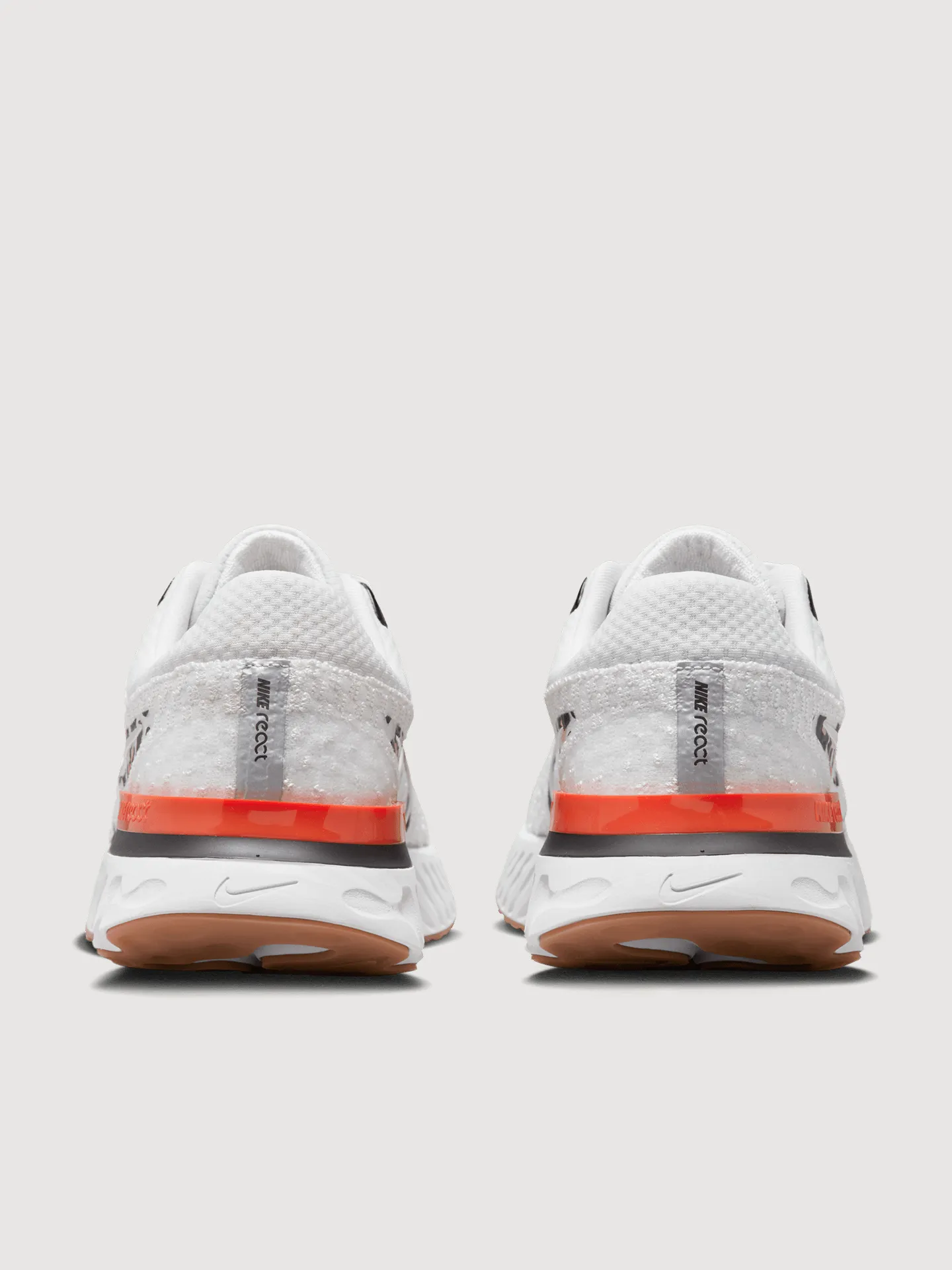 W NIKE REACT INFINITY RUN FK 3 - Platinum Tint/Mtlc Summit Wht sold by Carbon38 product image thumbnail 4