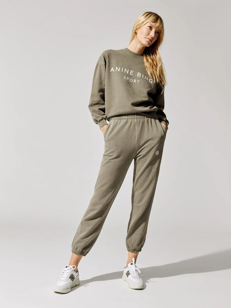 Evan Jogger - Olive sold by Carbon38 product image thumbnail 4