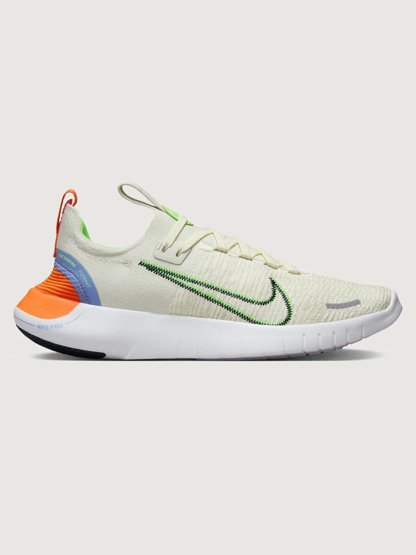 Nike Infinity Run 4 Prm - light bone/ volt-barely sold by Carbon38