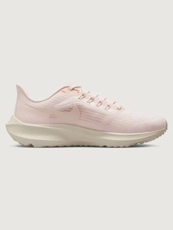 WMNS NIKE AIR ZOOM PEGASUS 39 - LIGHT SOFT PINK/METALLIC SILVER sold by Carbon38
