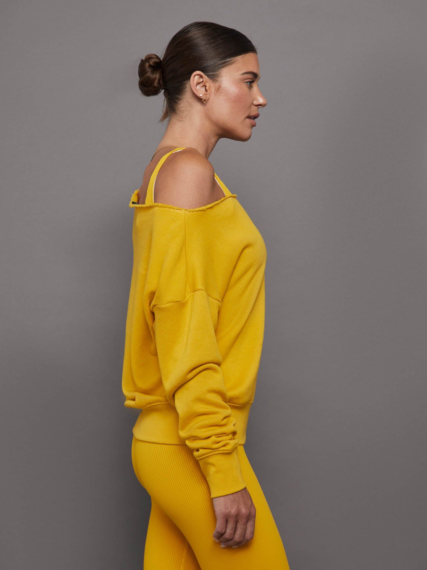 Off Shoulder Sweatshirt in French Terry - Old Gold sold by Carbon38 product image thumbnail 4
