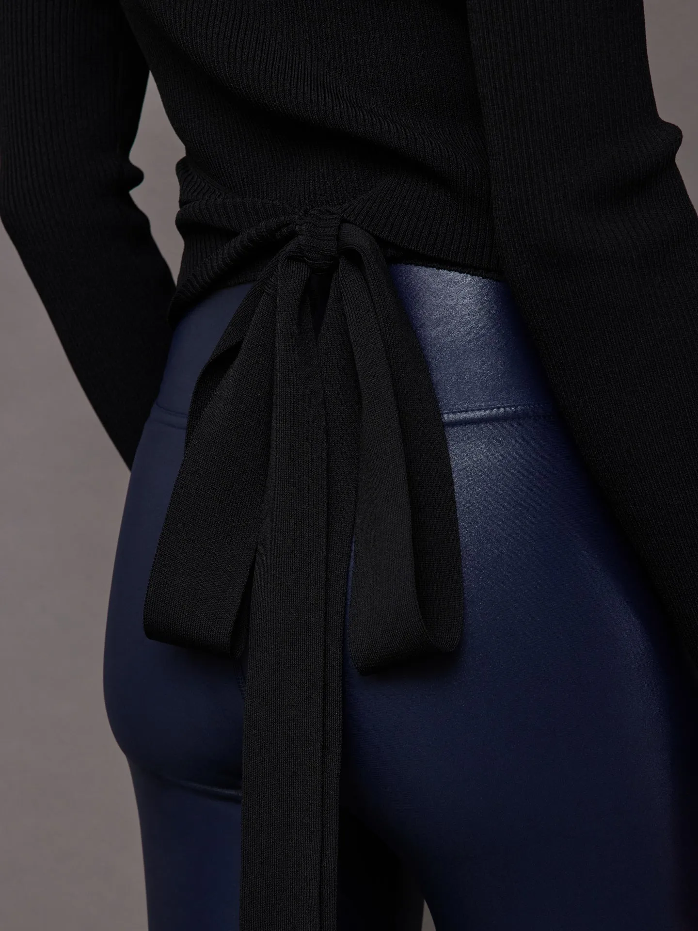 KIRA - BLACK sold by Carbon38 product image thumbnail 4