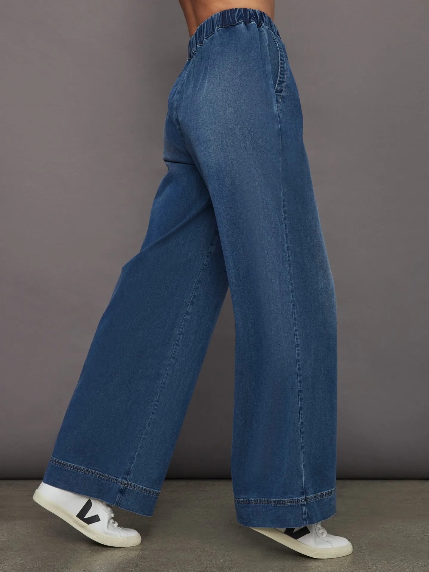 Chambray Pull on Pant - Medium Wash sold by Carbon38 product image thumbnail 4