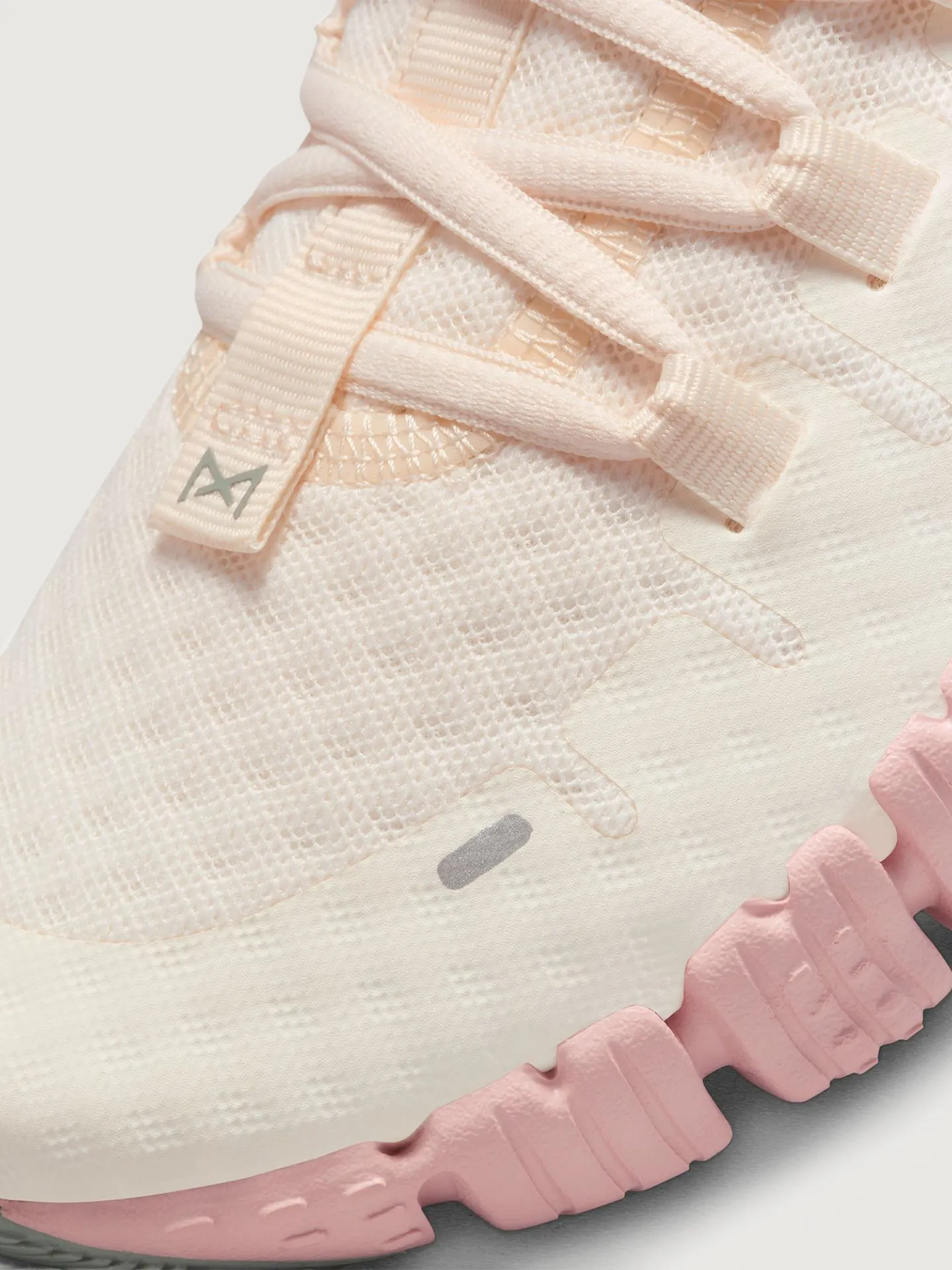 Nike Free Metcon 5 - Pale Ivory/Ice Peach-Light Silver sold by Carbon38 product image thumbnail 3