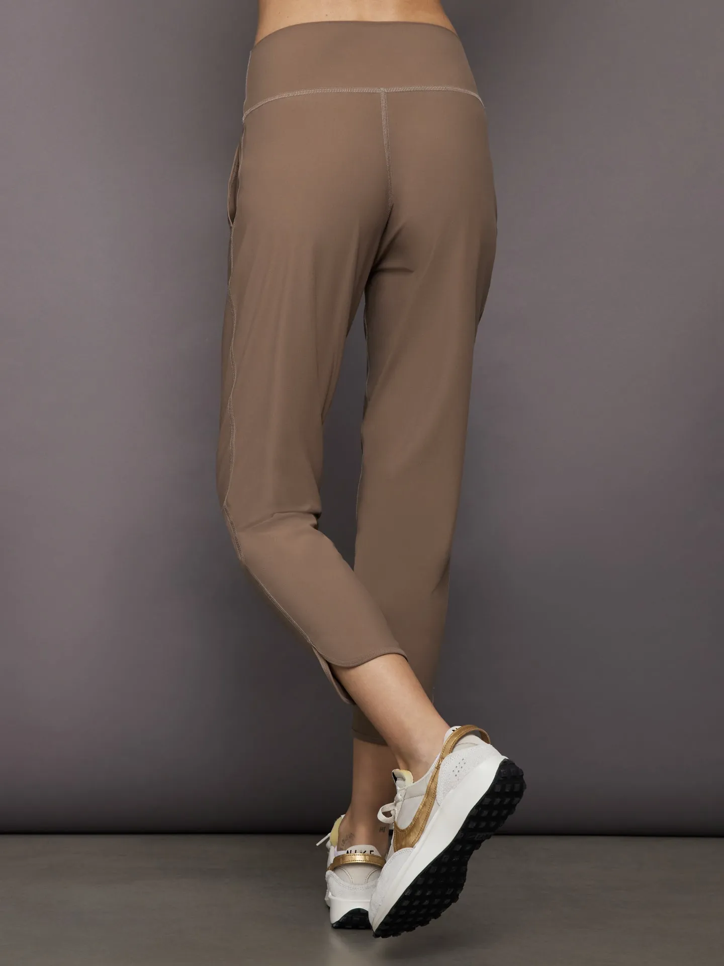 Jogger in Melt - Caribou sold by Carbon38 product image thumbnail 4