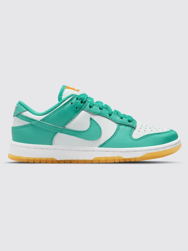 W NIKE DUNK LOW - White/Washed Teal-Kumquat made by Nike