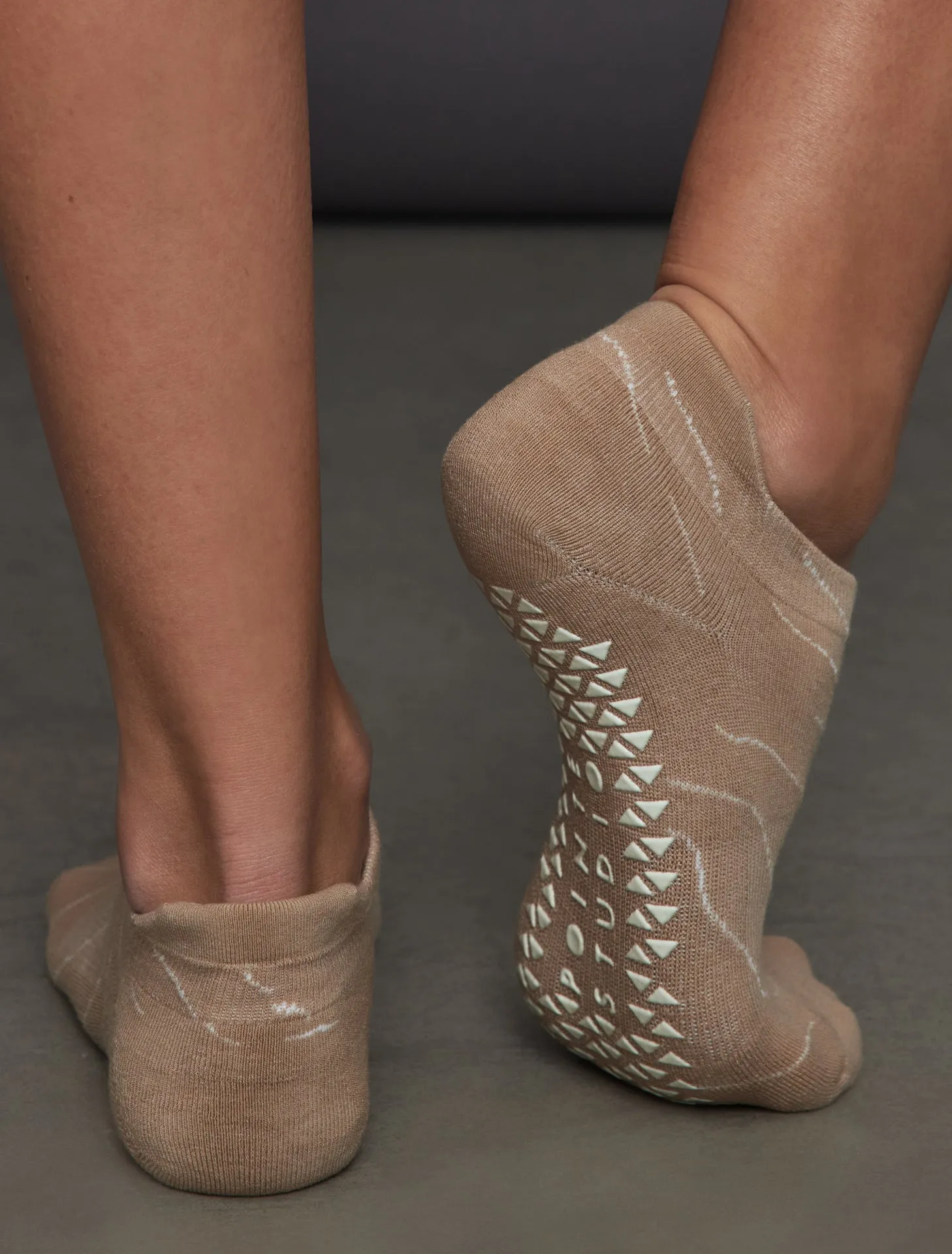 Dunes Full Foot - Sand sold by Carbon38 product image thumbnail 2