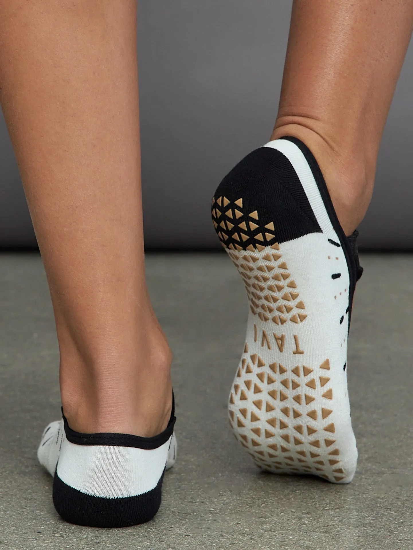 Grip Lola - Snowtrail sold by Carbon38 product image thumbnail 2