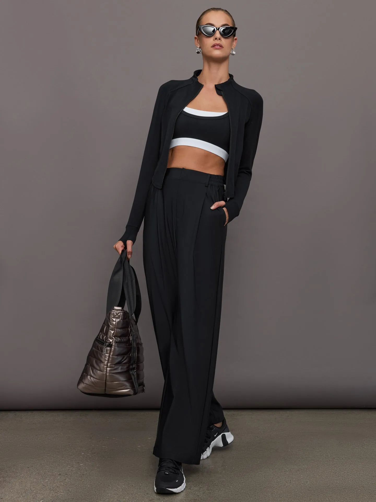 Stretch Woven Pant - Black sold by Carbon38 product image thumbnail 2