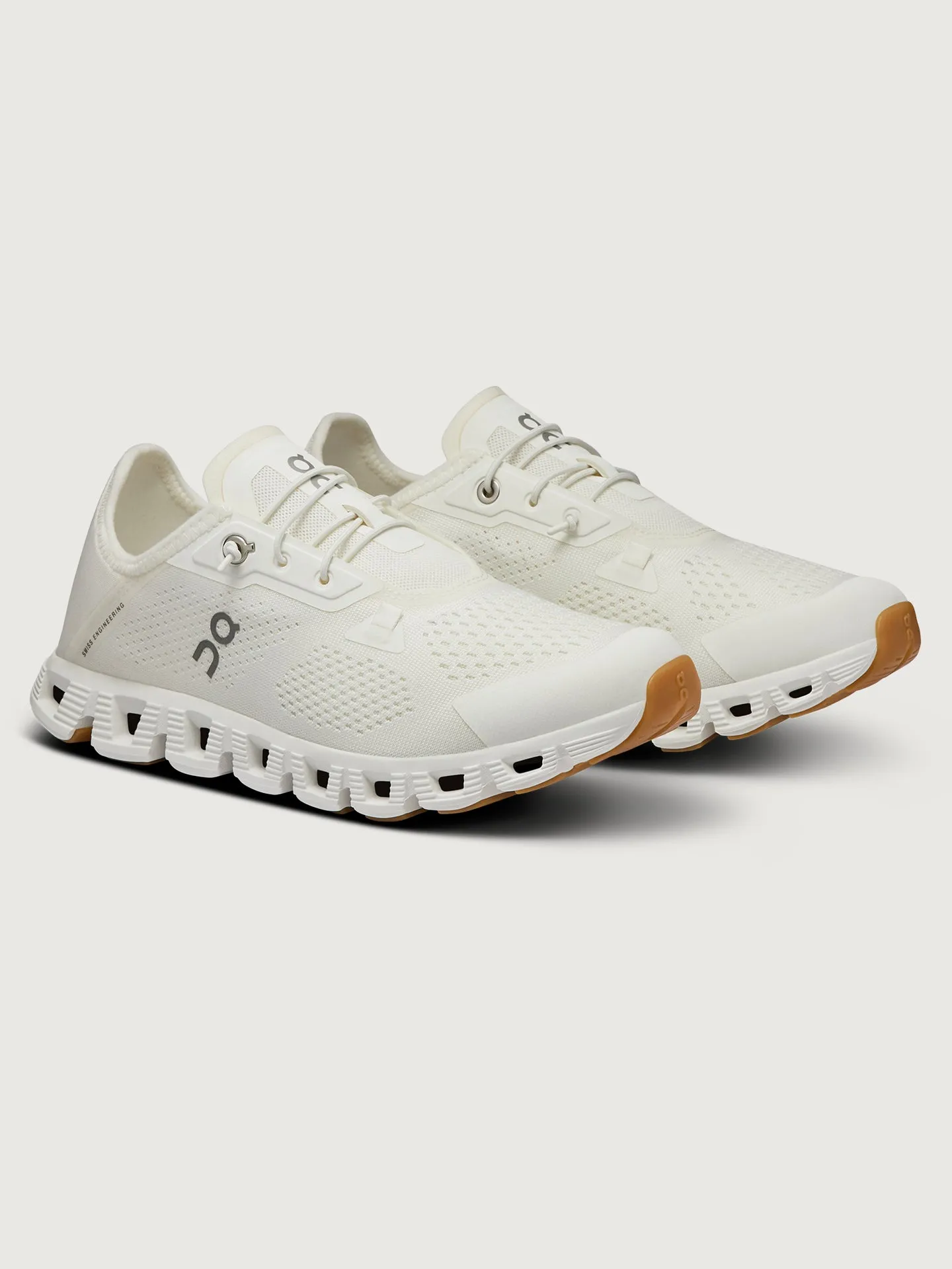 Cloud 5 Coast - All White sold by Carbon38 product image thumbnail 3